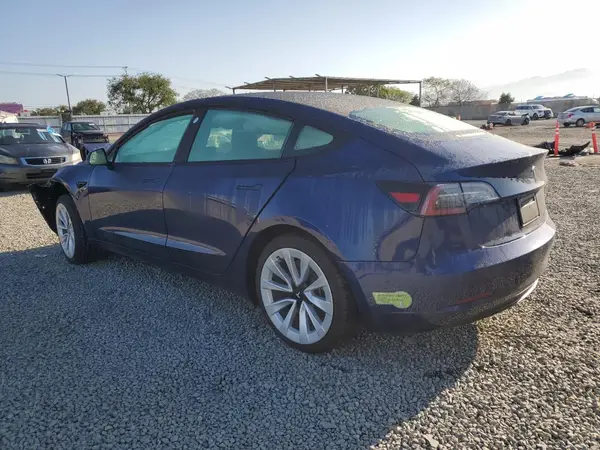 5YJ3E1EA8NF249760 2022 TESLA MODEL 3 - Image 2