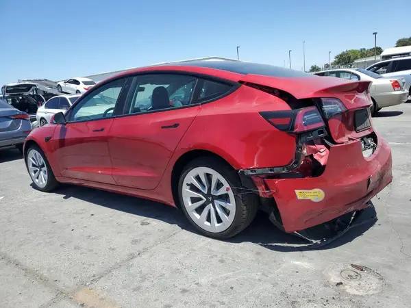 5YJ3E1EA8NF250326 2022 TESLA MODEL 3 - Image 2