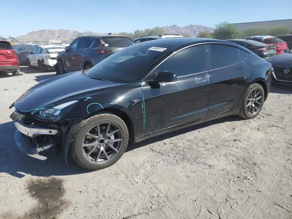 5YJ3E1EA8NF285772 2022 TESLA MODEL 3 - Image 1