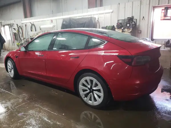 5YJ3E1EA8NF288350 2022 TESLA MODEL 3 - Image 2