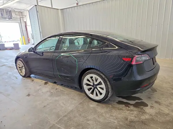 5YJ3E1EA8NF288400 2022 TESLA MODEL 3 - Image 2