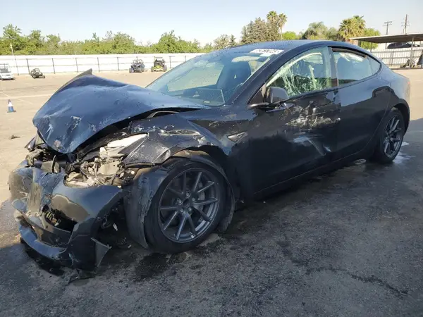 5YJ3E1EA8NF288476 2022 TESLA MODEL 3 - Image 1