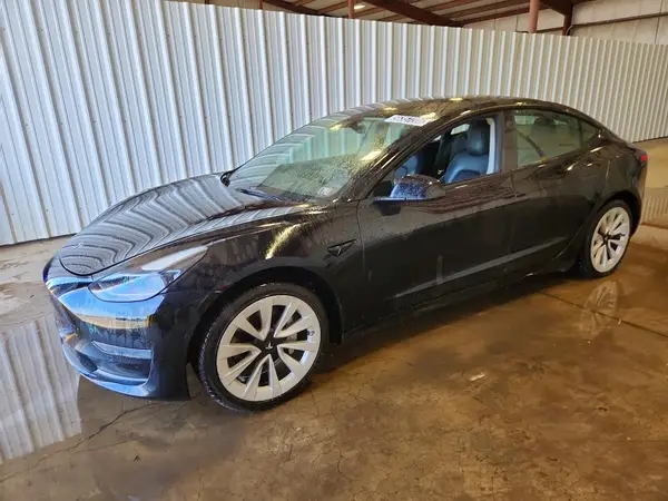 5YJ3E1EA8NF289126 2022 TESLA MODEL 3 - Image 1