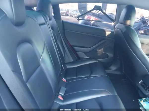 5YJ3E1EA8NF289563 2022 TESLA MODEL 3 - Image 8