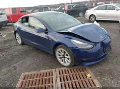 5YJ3E1EA8NF289918 2022 TESLA MODEL 3