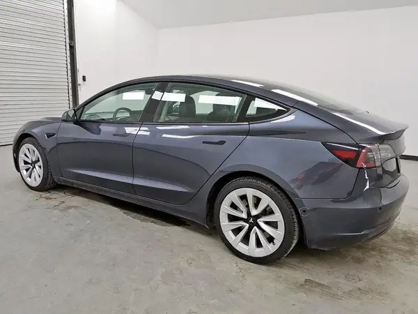 5YJ3E1EA8NF290681 2022 TESLA MODEL 3 - Image 2