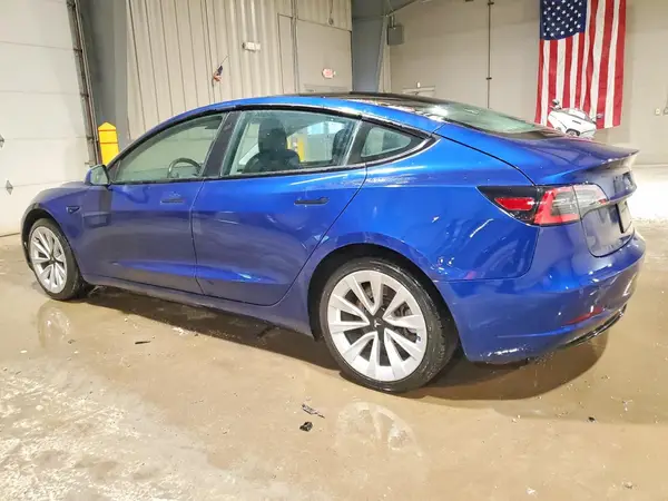 5YJ3E1EA8NF291121 2022 TESLA MODEL 3 - Image 2