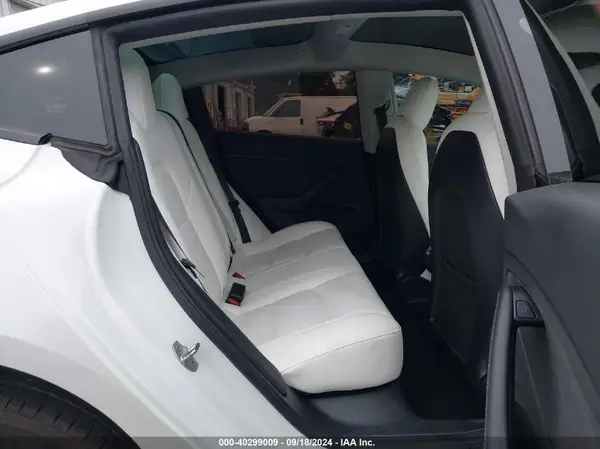 5YJ3E1EA8NF302988 2022 TESLA MODEL 3 - Image 8