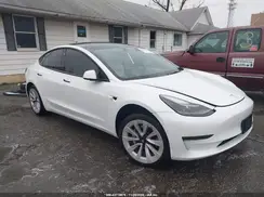 5YJ3E1EA8NF303350 2022 TESLA MODEL 3
