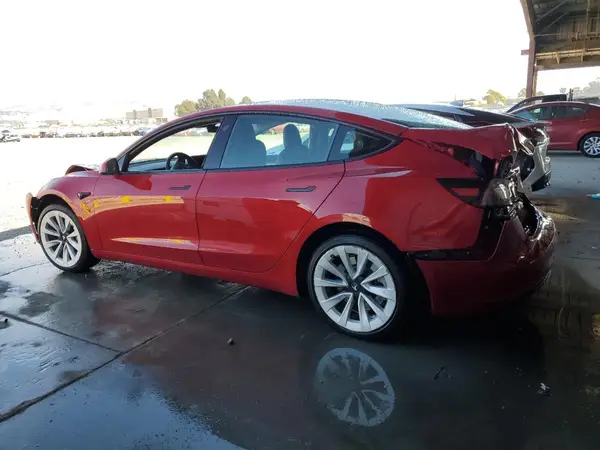 5YJ3E1EA8NF303798 2022 TESLA MODEL 3 - Image 2