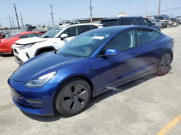 5YJ3E1EA8NF304384 2022 TESLA MODEL 3 - Image 1