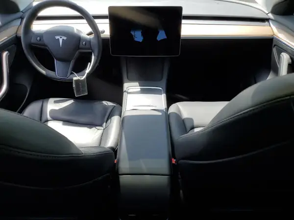 5YJ3E1EA8NF304384 2022 TESLA MODEL 3 - Image 8
