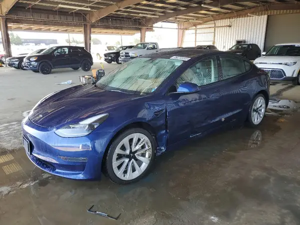 5YJ3E1EA8NF304465 2022 TESLA MODEL 3 - Image 1