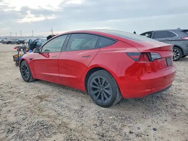 5YJ3E1EA8NF309245 2022 TESLA MODEL 3 - Image 2