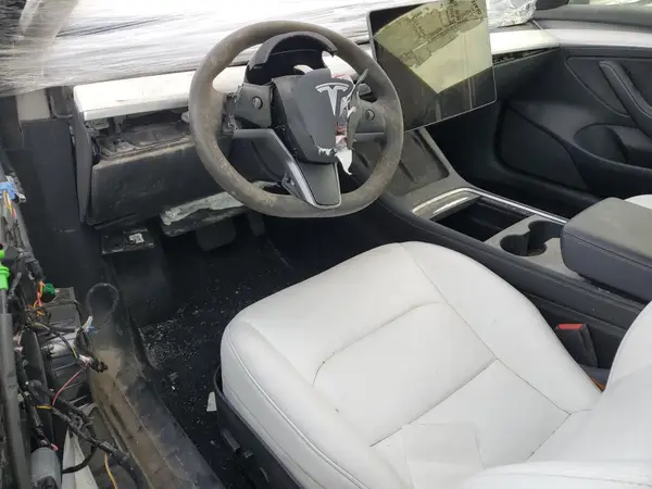 5YJ3E1EA8NF315952 2022 TESLA MODEL 3 - Image 8