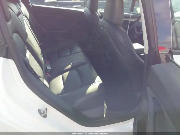 5YJ3E1EA8NF316955 2022 TESLA MODEL 3 - Image 8