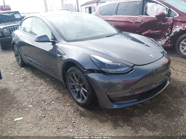 5YJ3E1EA8NF319242 2022 TESLA MODEL 3 - Image 1