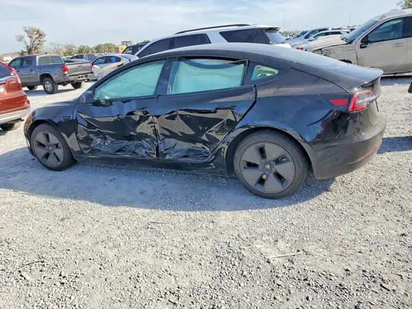 5YJ3E1EA8NF322206 2022 TESLA MODEL 3 - Image 2