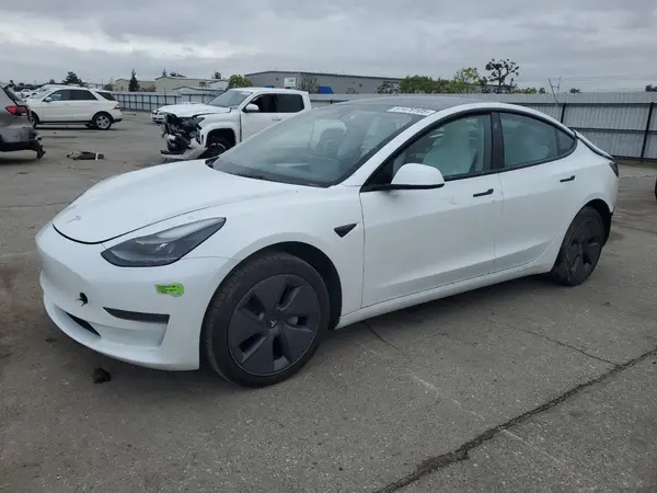 5YJ3E1EA8NF327275 2022 TESLA MODEL 3 - Image 1