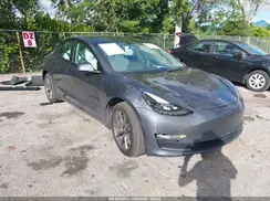5YJ3E1EA8NF331617 2022 TESLA MODEL 3