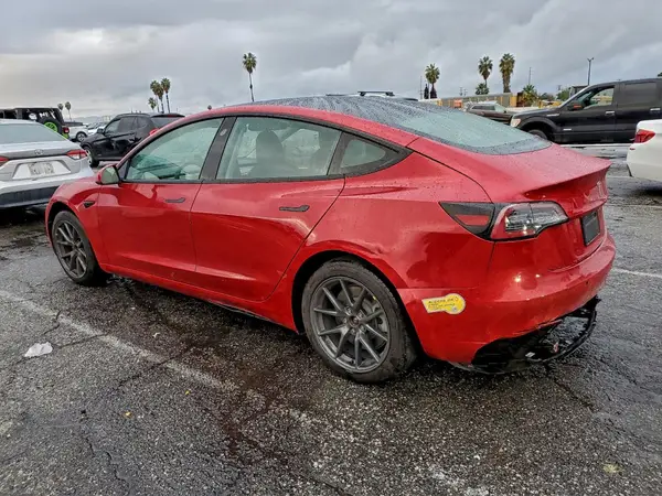 5YJ3E1EA8NF338096 2022 TESLA MODEL 3 - Image 2