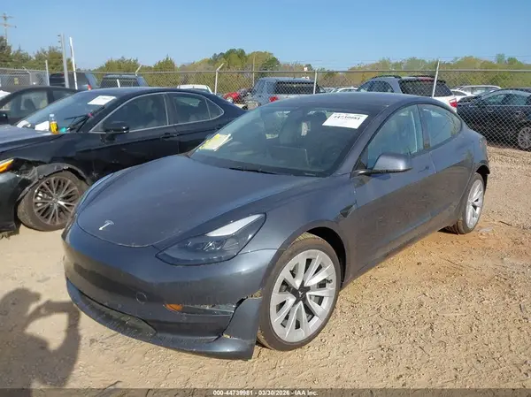 5YJ3E1EA8NF338955 2022 TESLA MODEL 3 - Image 2