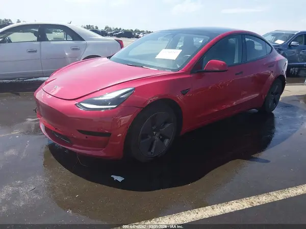 5YJ3E1EA8NF342567 2022 TESLA MODEL 3 - Image 2