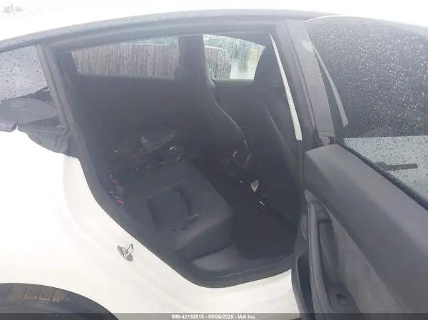 5YJ3E1EA8NF342987 2022 TESLA MODEL 3 - Image 8