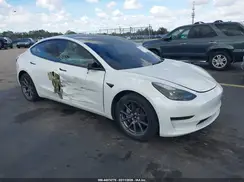 5YJ3E1EA8NF344691 2022 TESLA MODEL 3