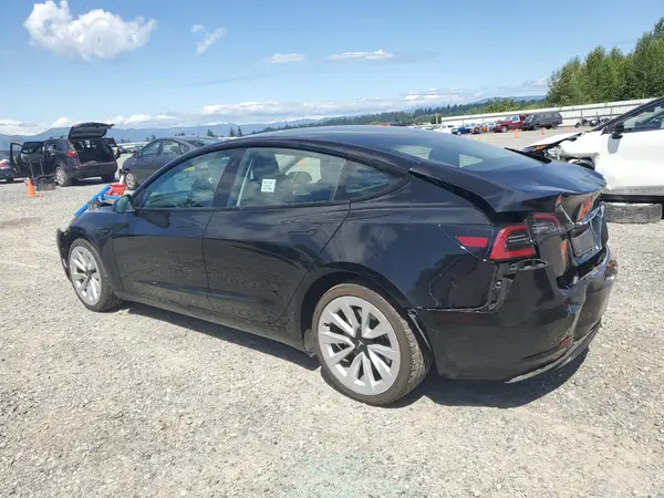 5YJ3E1EA8NF368795 2022 TESLA MODEL 3 - Image 2