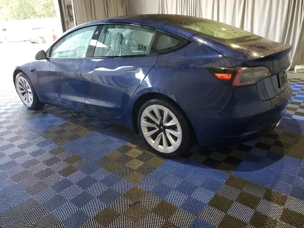 5YJ3E1EA8NF368926 2022 TESLA MODEL 3 - Image 2