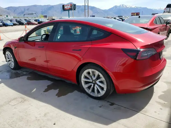 5YJ3E1EA8NF369140 2022 TESLA MODEL 3 - Image 2