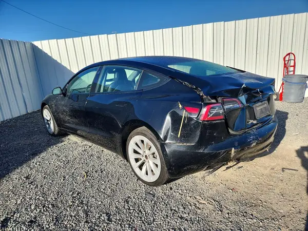 5YJ3E1EA8NF369641 2022 TESLA MODEL 3 - Image 2