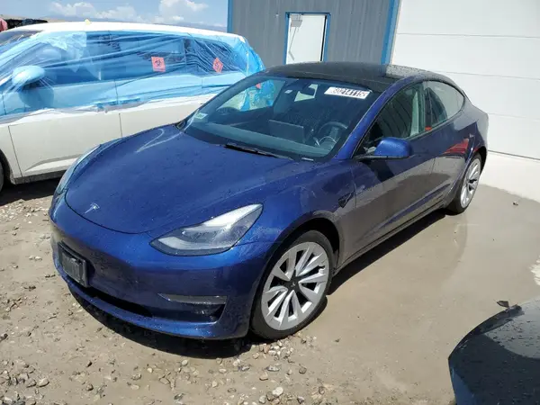 5YJ3E1EA8NF369901 2022 TESLA MODEL 3 - Image 1