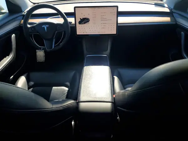 5YJ3E1EA8NF370675 2022 TESLA MODEL 3 - Image 8