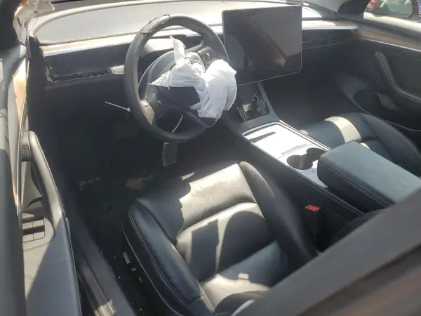 5YJ3E1EA8NF371003 2022 TESLA MODEL 3 - Image 8