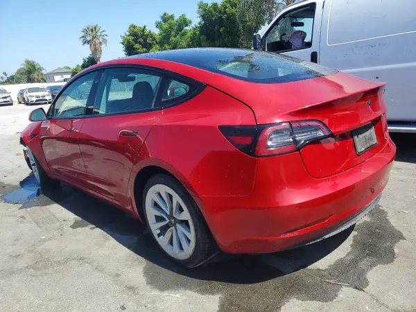 5YJ3E1EA8NF371051 2022 TESLA MODEL 3 - Image 2