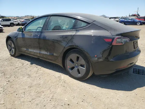5YJ3E1EA8NF374323 2022 TESLA MODEL 3 - Image 2