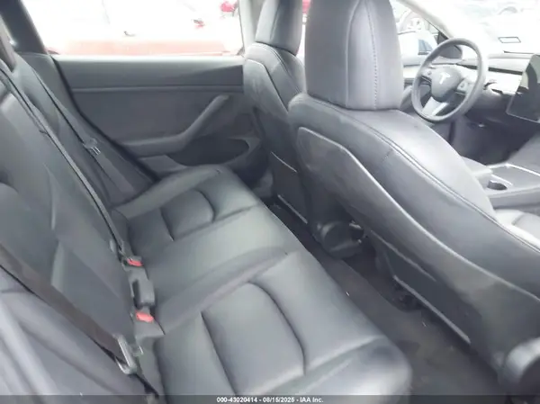 5YJ3E1EA8NF374418 2022 TESLA MODEL 3 - Image 8