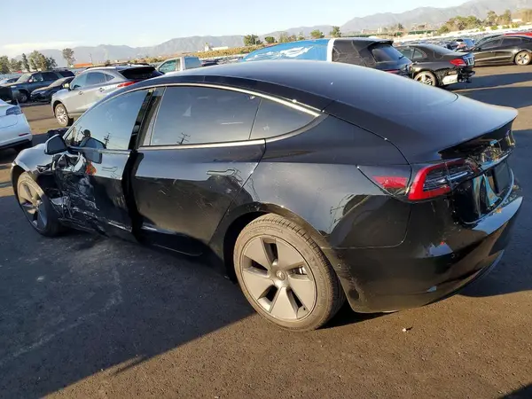 5YJ3E1EA8NF375066 2022 TESLA MODEL 3 - Image 2