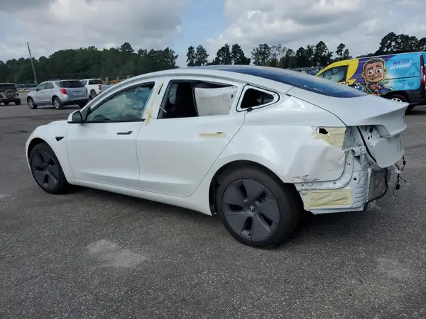 5YJ3E1EA8PF382103 2023 TESLA MODEL 3 - Image 2