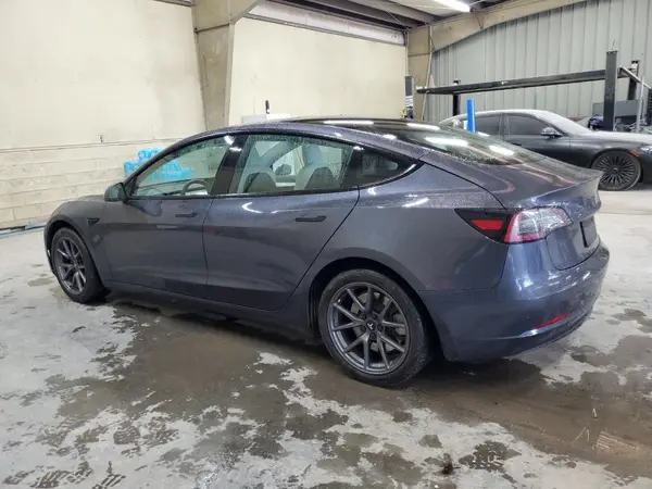 5YJ3E1EA8PF382554 2023 TESLA MODEL 3 - Image 2