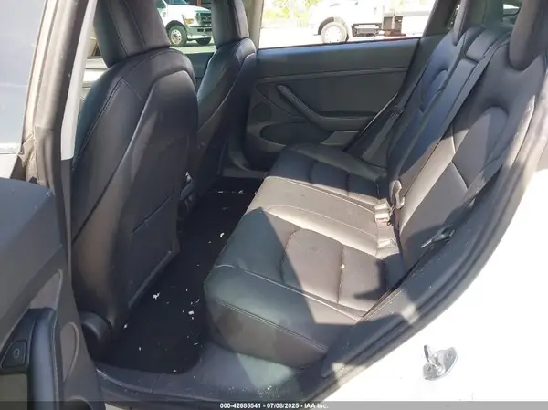 5YJ3E1EA8PF383834 2023 TESLA MODEL 3 - Image 8