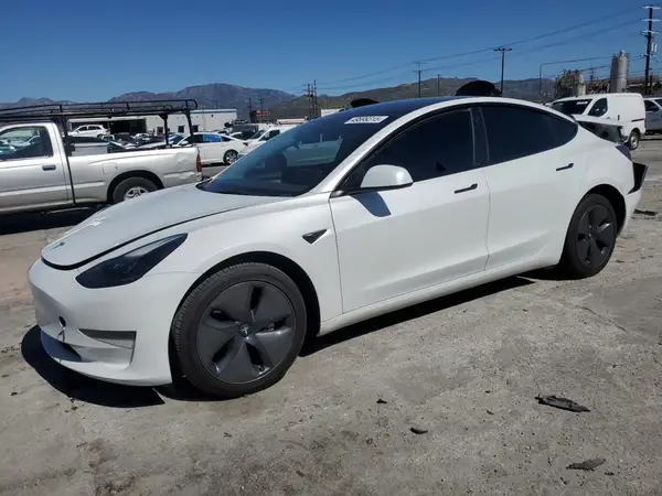 5YJ3E1EA8PF385700 2023 TESLA MODEL 3 - Image 1