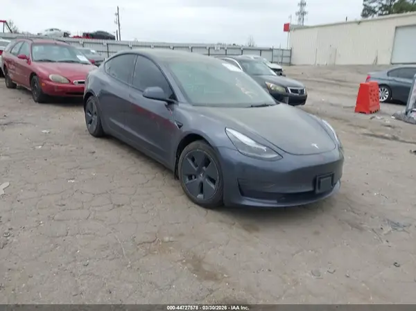 5YJ3E1EA8PF394798 2023 TESLA MODEL 3 - Image 1