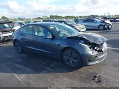 5YJ3E1EA8PF395322 2023 TESLA MODEL 3