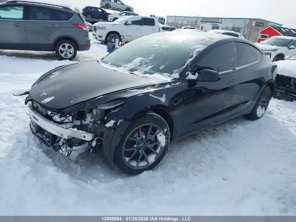 5YJ3E1EA8PF396454 2023 TESLA MODEL 3 - Image 2