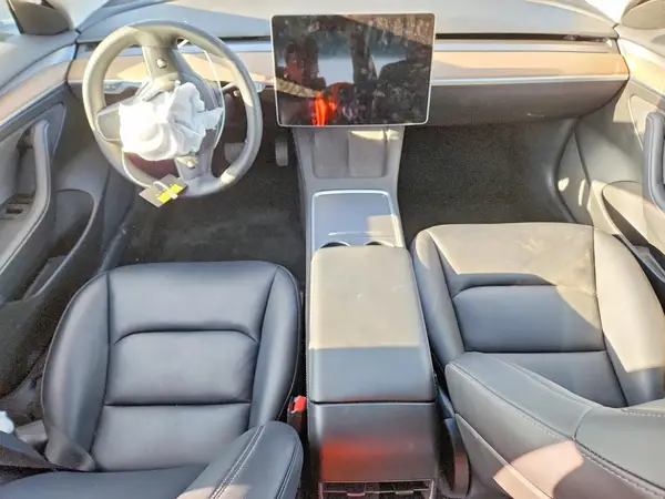 5YJ3E1EA8PF396812 2023 TESLA MODEL 3 - Image 8