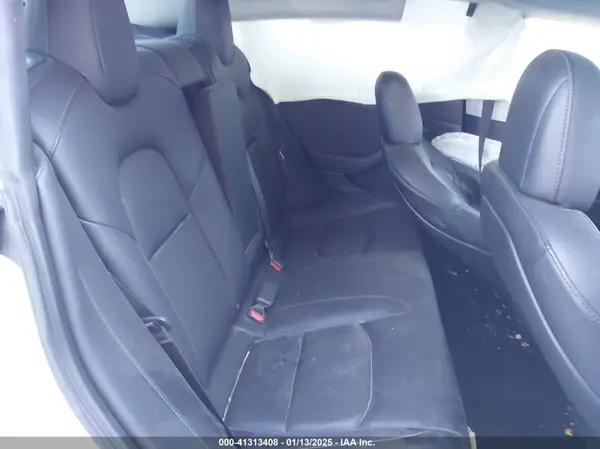 5YJ3E1EA8PF397099 2023 TESLA MODEL 3 - Image 8