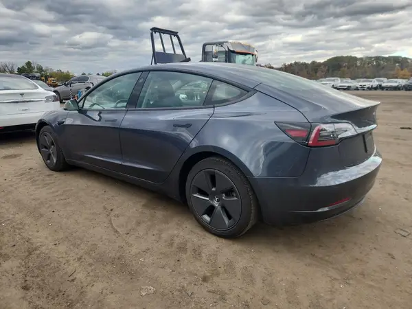5YJ3E1EA8PF397409 2023 TESLA MODEL 3 - Image 2